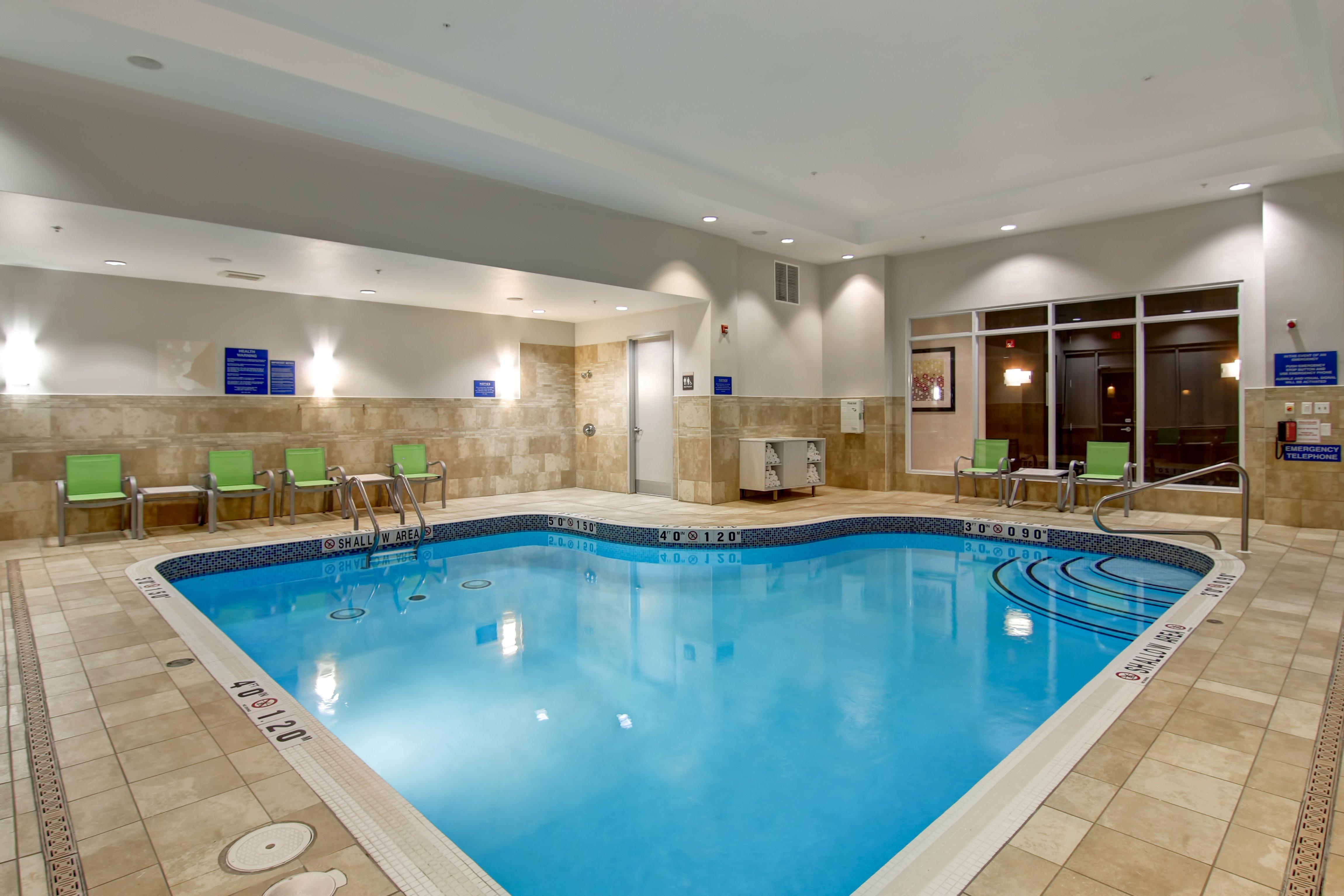 Holiday Inn Express Hotel & Suites Toronto - Markham By Ihg Richmond Hill Exterior photo